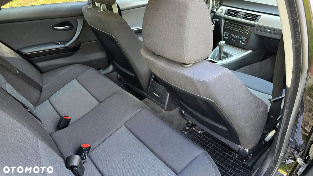 BMW Seria 3 - 12