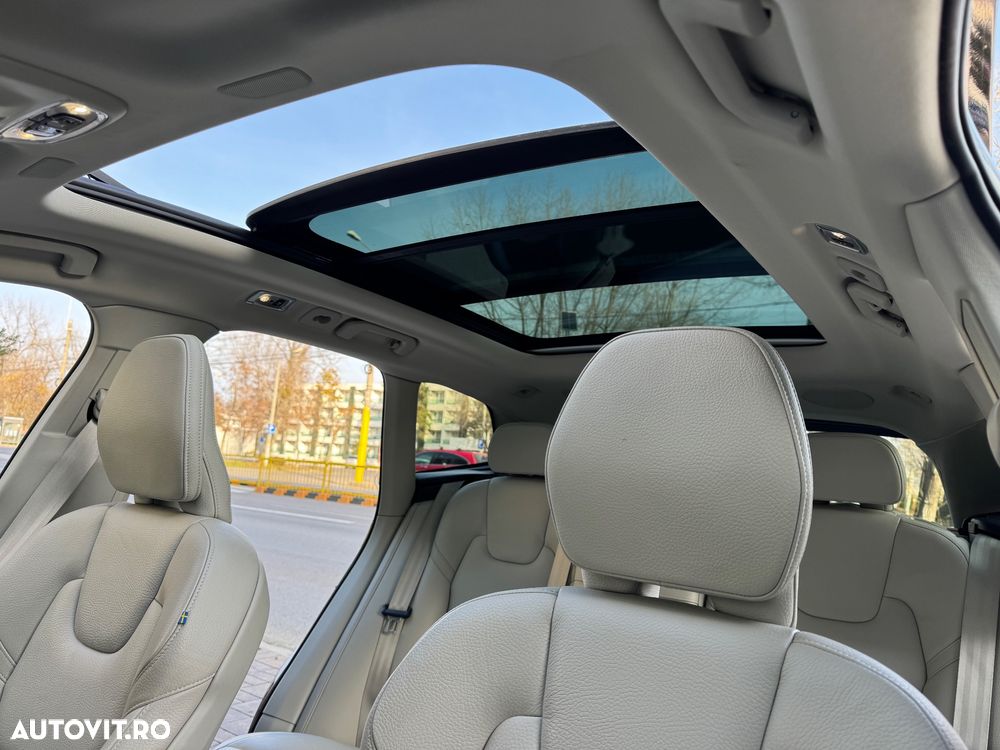 Volvo XC 60 B4 D AWD Geartronic Inscription - 19