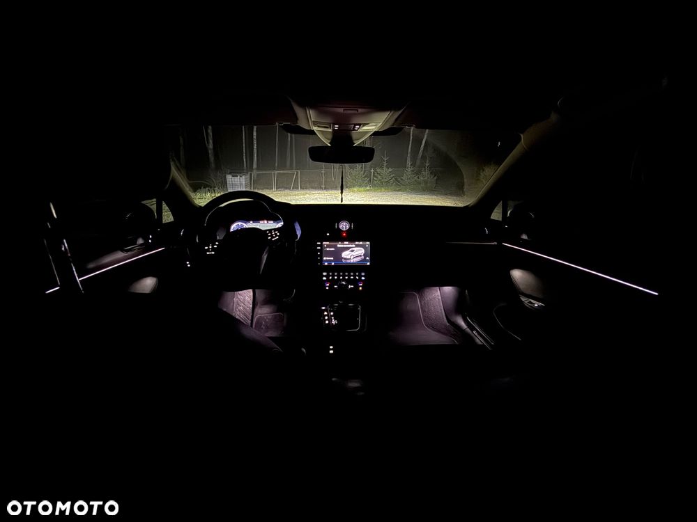 Volkswagen Passat - 19