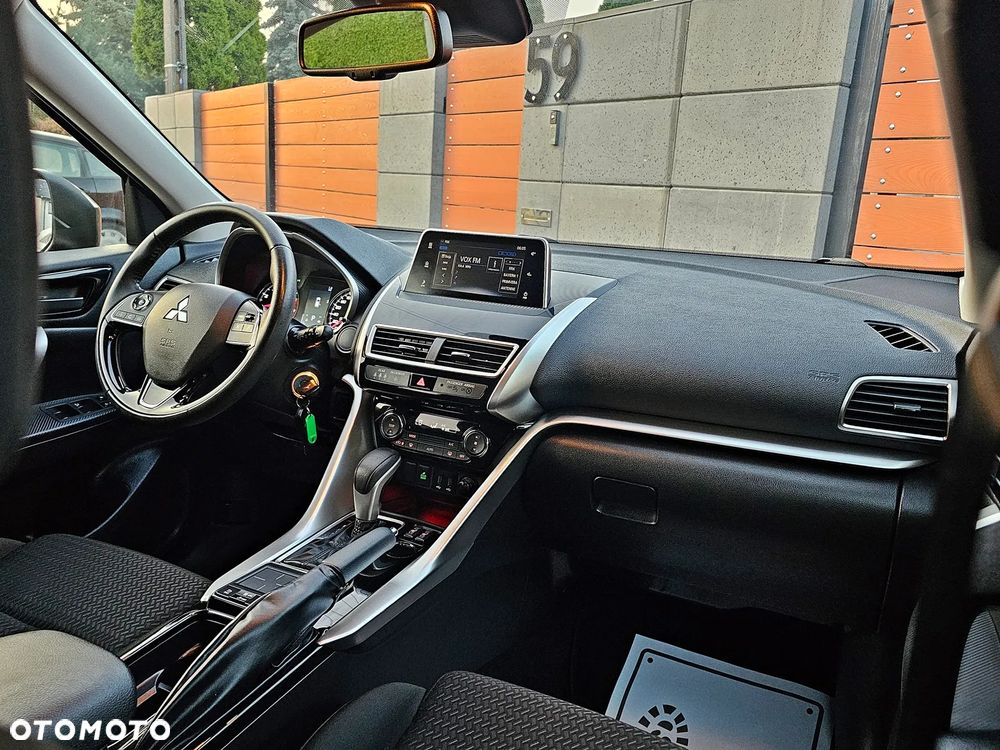 Mitsubishi Eclipse Cross 1.5 T-MIVEC CVT 2WD Spirit - 19