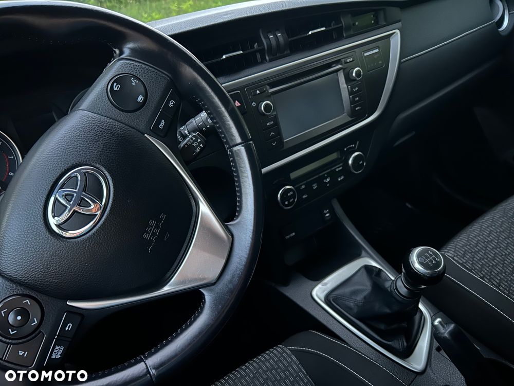 Toyota Auris 1.6 Active - 14