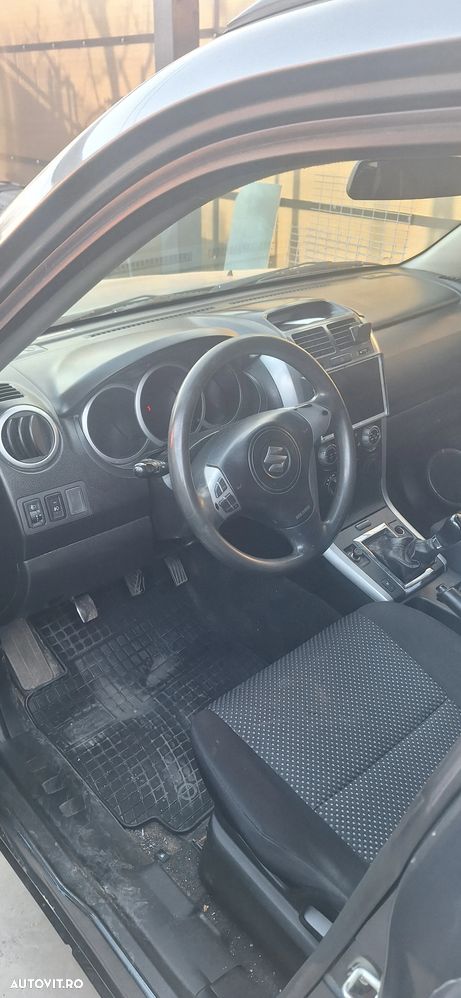 Suzuki Grand Vitara - 1
