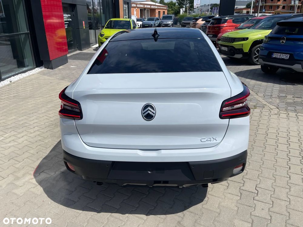 Citroën C4X 1.2 mHEV Max eDCT6 - 11