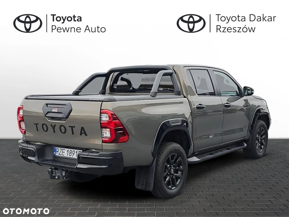 Toyota Hilux 2023 photo 5