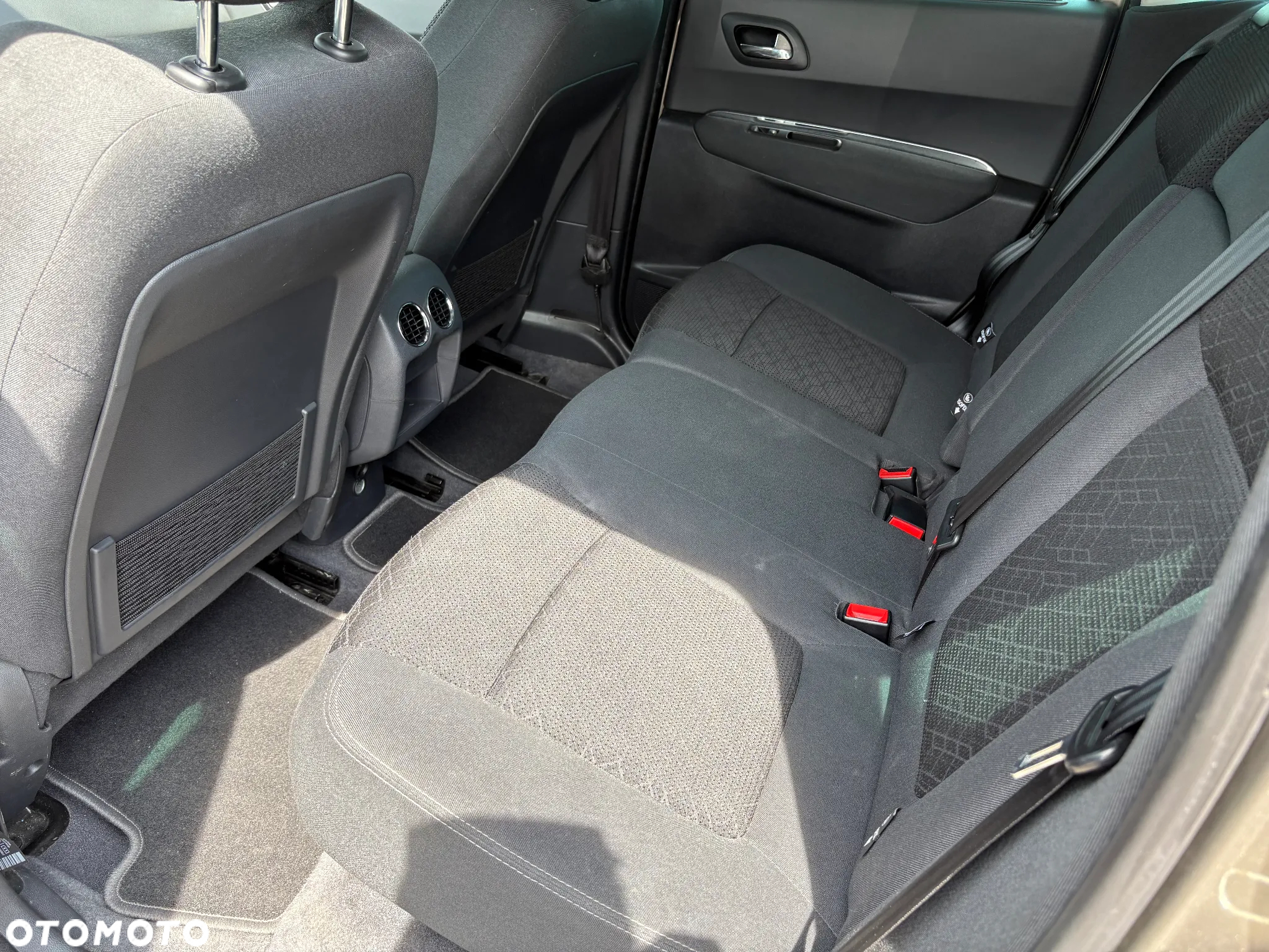 Peugeot 3008 1.2 PureTech Active - 22