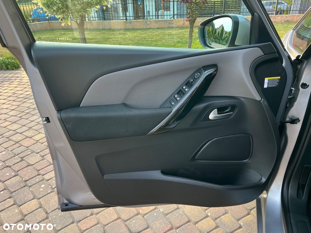 Citroën C4 SpaceTourer Grand BlueHDi 130 Stop&Start SHINE - 30