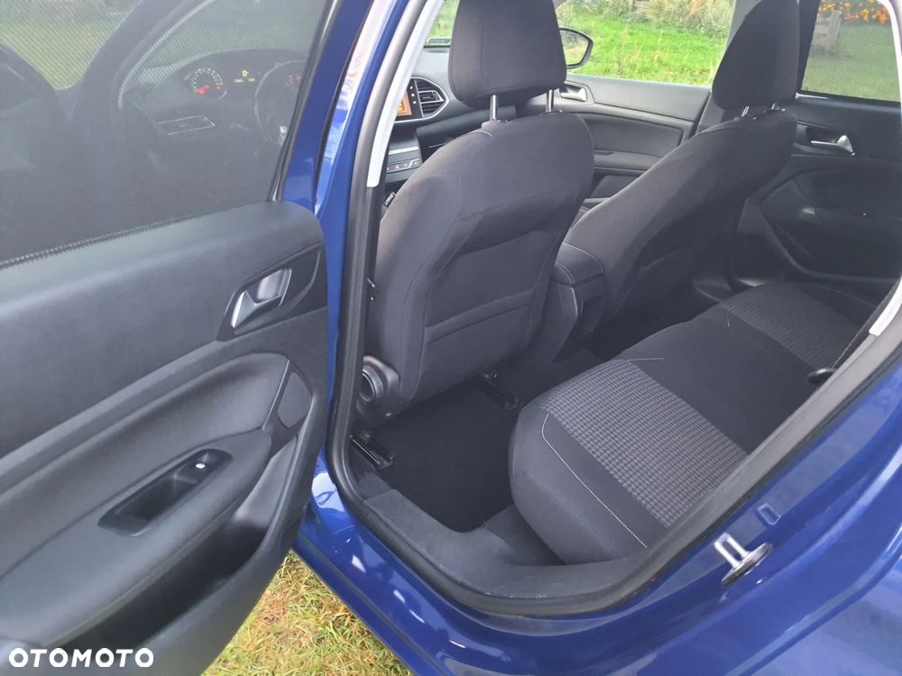 Peugeot 308 1.6 BlueHDi Active S&S - 11