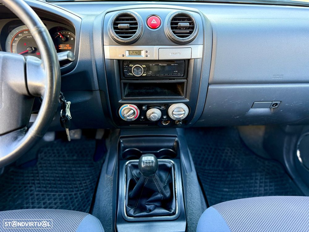 Isuzu D-Max 2.5 DTi CD 2WD L - 13