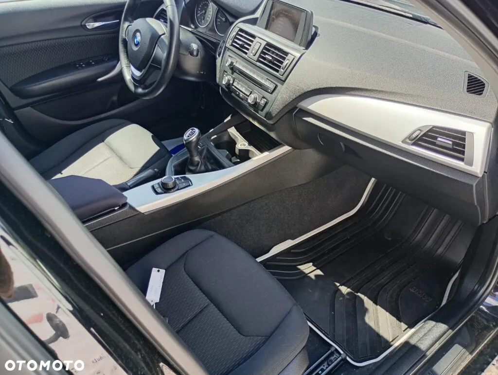 BMW Seria 1 116i - 12