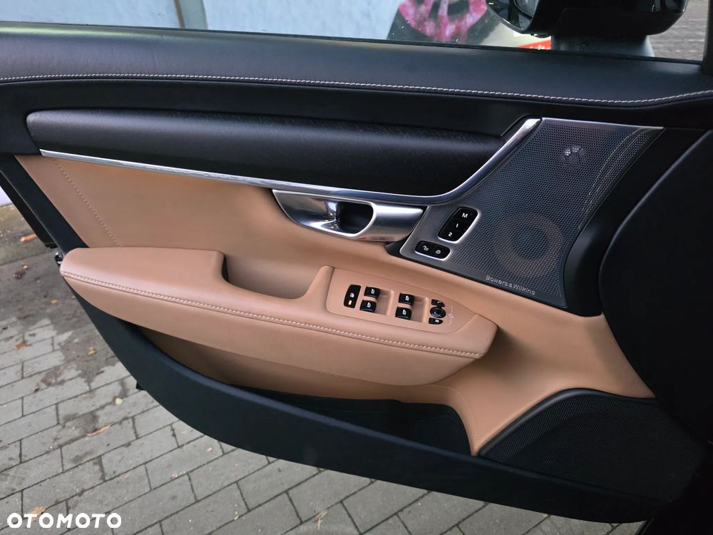 Volvo V90 Cross Country D5 SCR AWD Ocean Race - 33