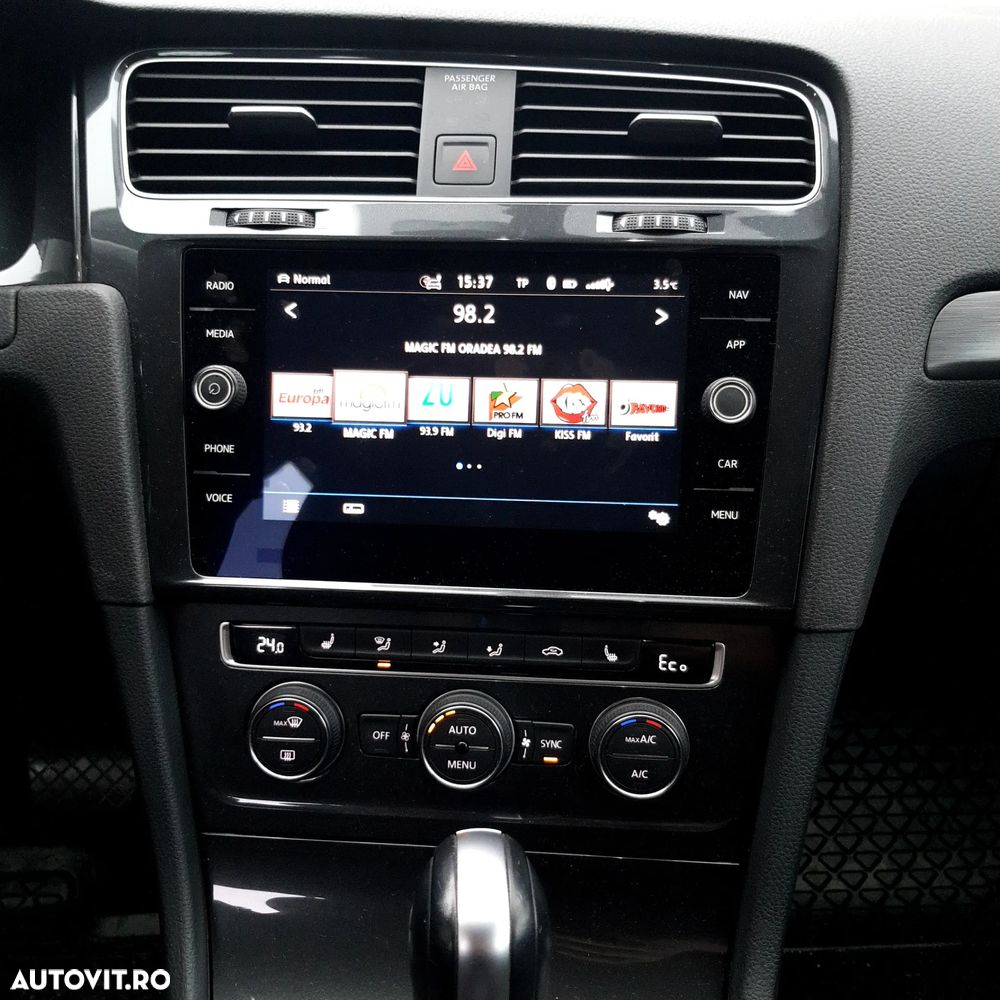 Volkswagen Golf e-Golf - 9