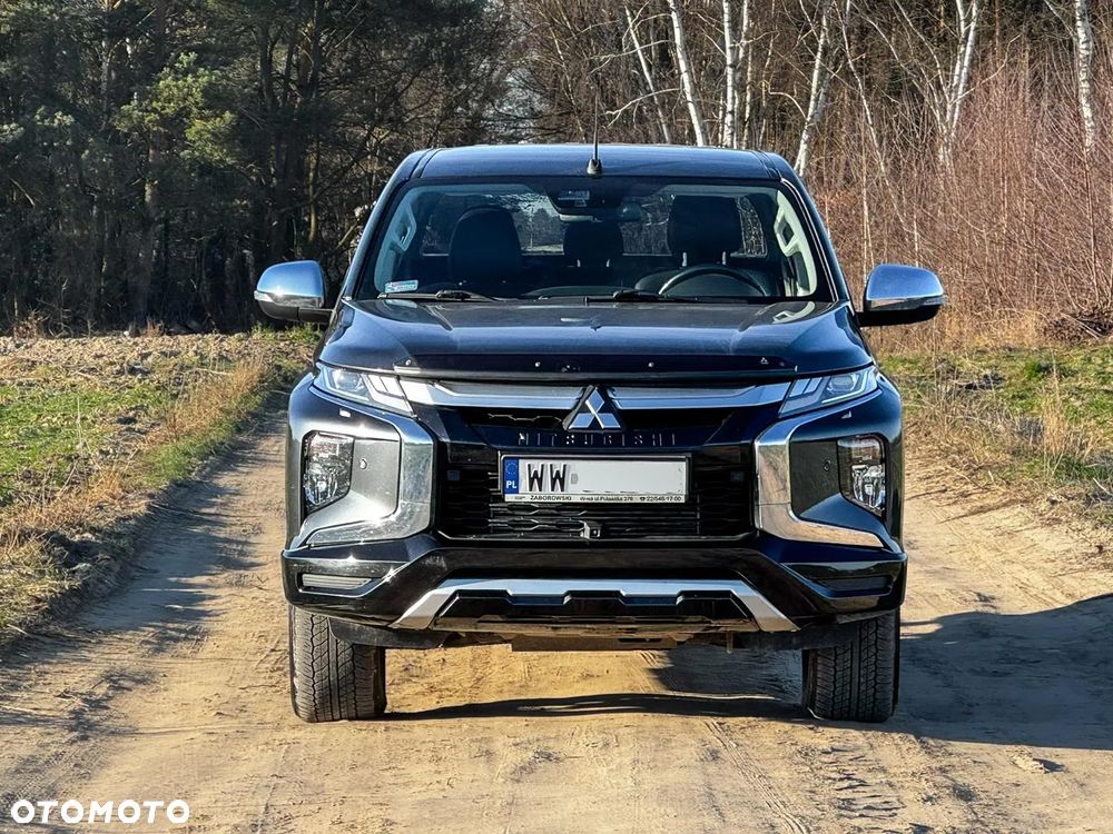 Mitsubishi L200 2.2 d DC Power Instyle Plus - 3