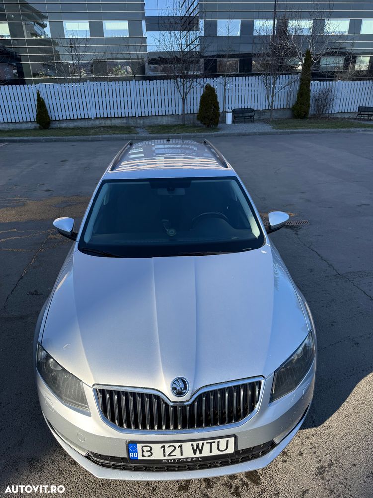 Skoda Octavia 1.6 TDI DSG Ambition - 8