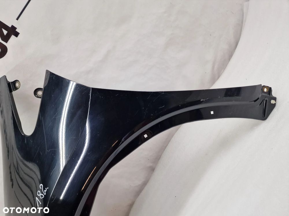 HONDA CIVIC VIII 06-11 LEWY BŁOTNIK PRZEDNI PRZÓD , NR AUKCJI BŁ182 - 6