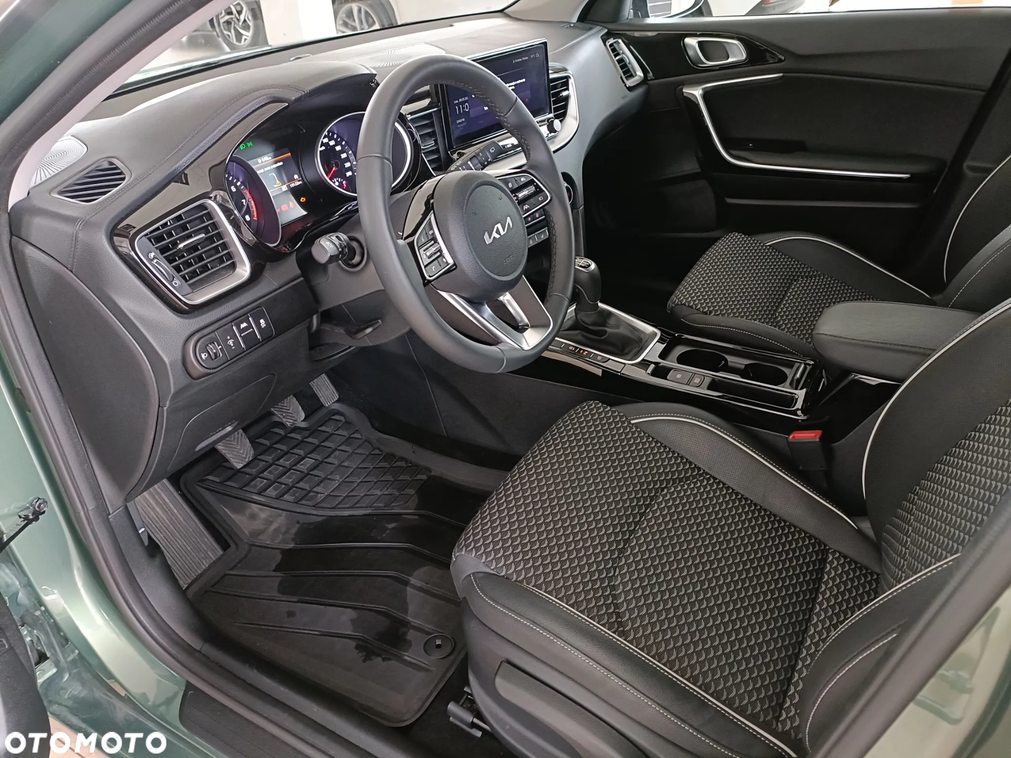 Kia Ceed 1.5 T-GDI Tribute - 10