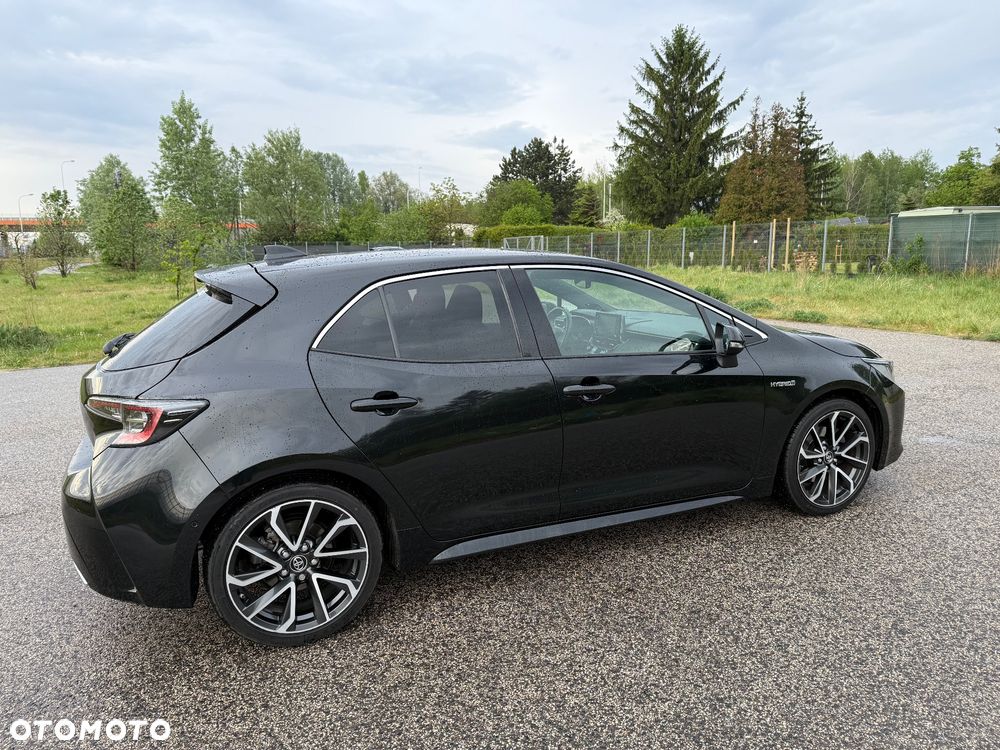 Toyota Corolla 2.0 Hybrid Executive - 5