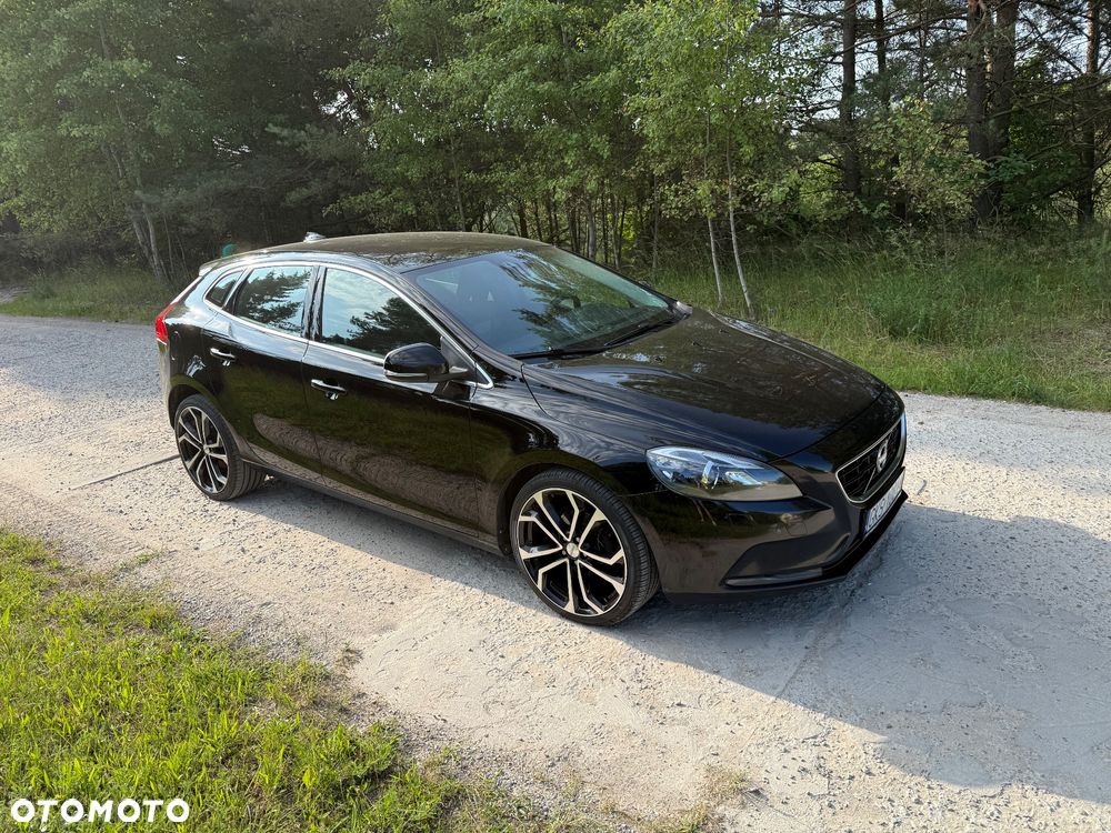 Volvo V40 D2 Momentum - 2