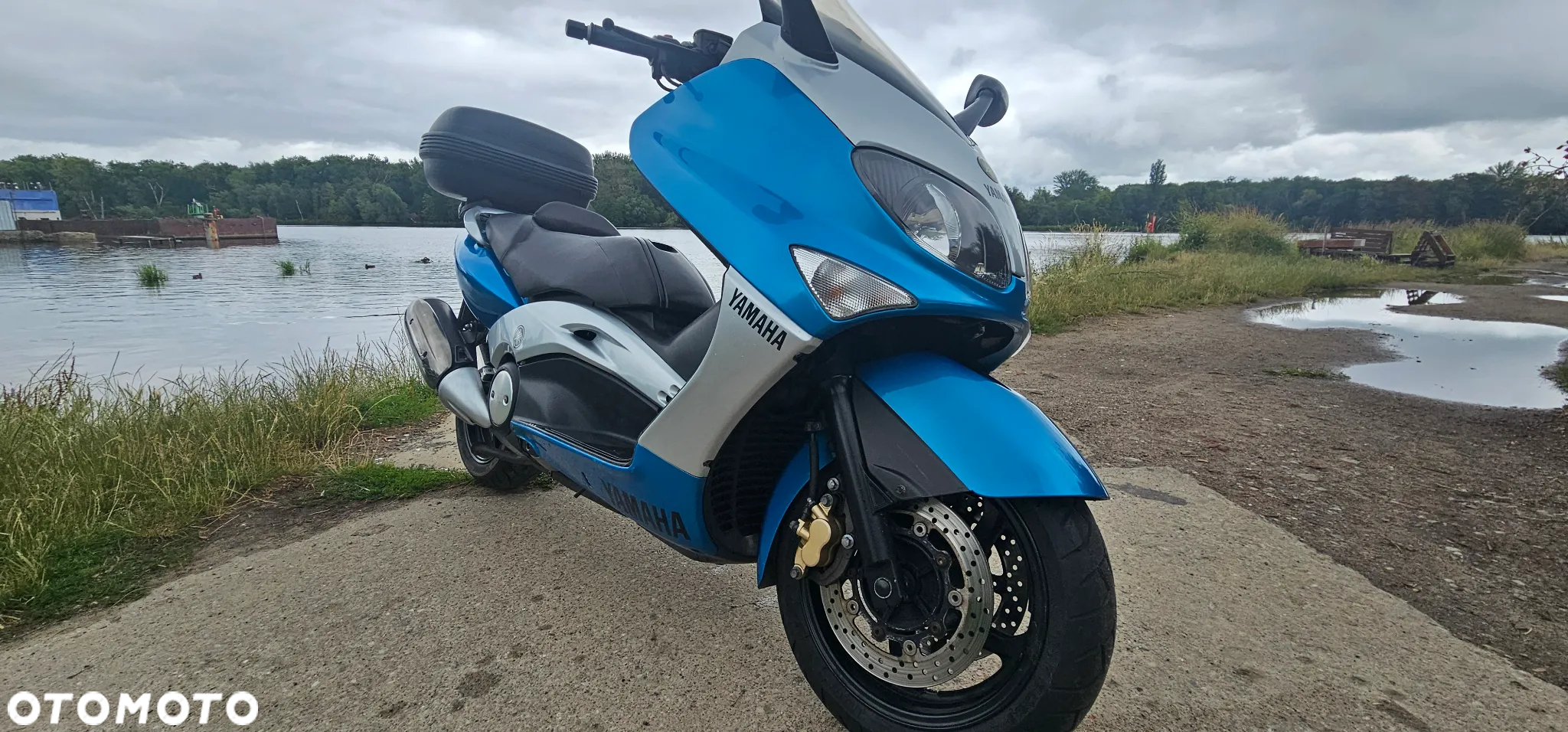 Yamaha Tmax - 10