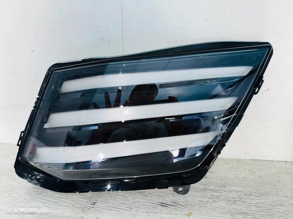 Farol Diurno Direito Peugeot 208 / Peugeot 2008 - 2019 / 2025