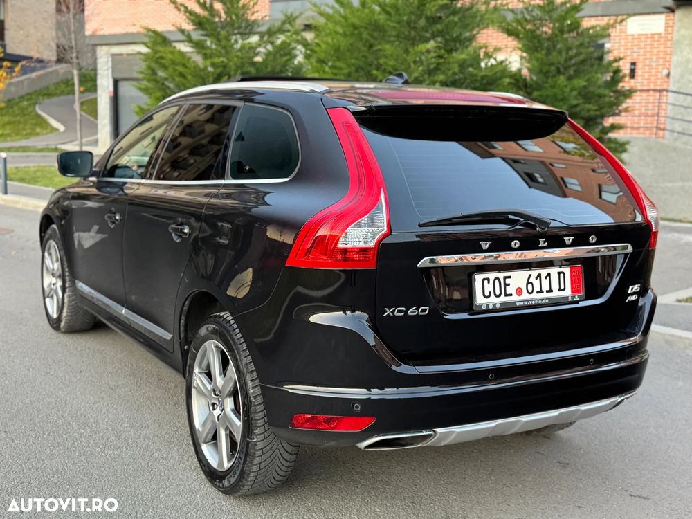 Volvo XC 60 D5 AWD Aut. Summum - 12
