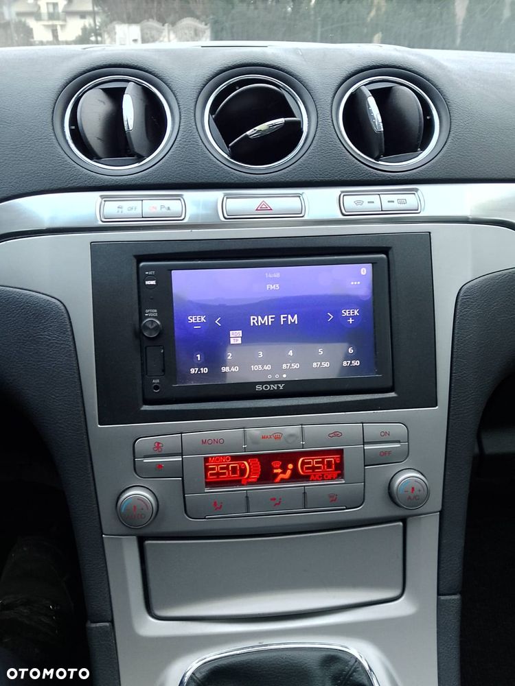 Ford S-Max 2.0 TDCi DPF Business Edition - 11