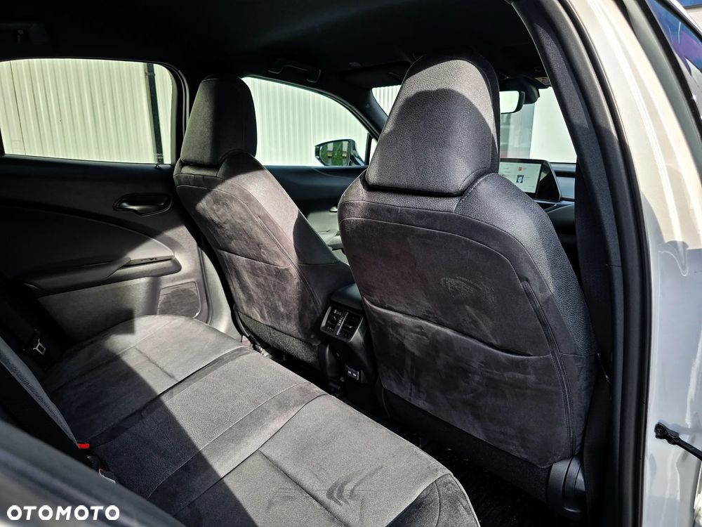 Lexus UX 250h GPF Business 2WD - 10