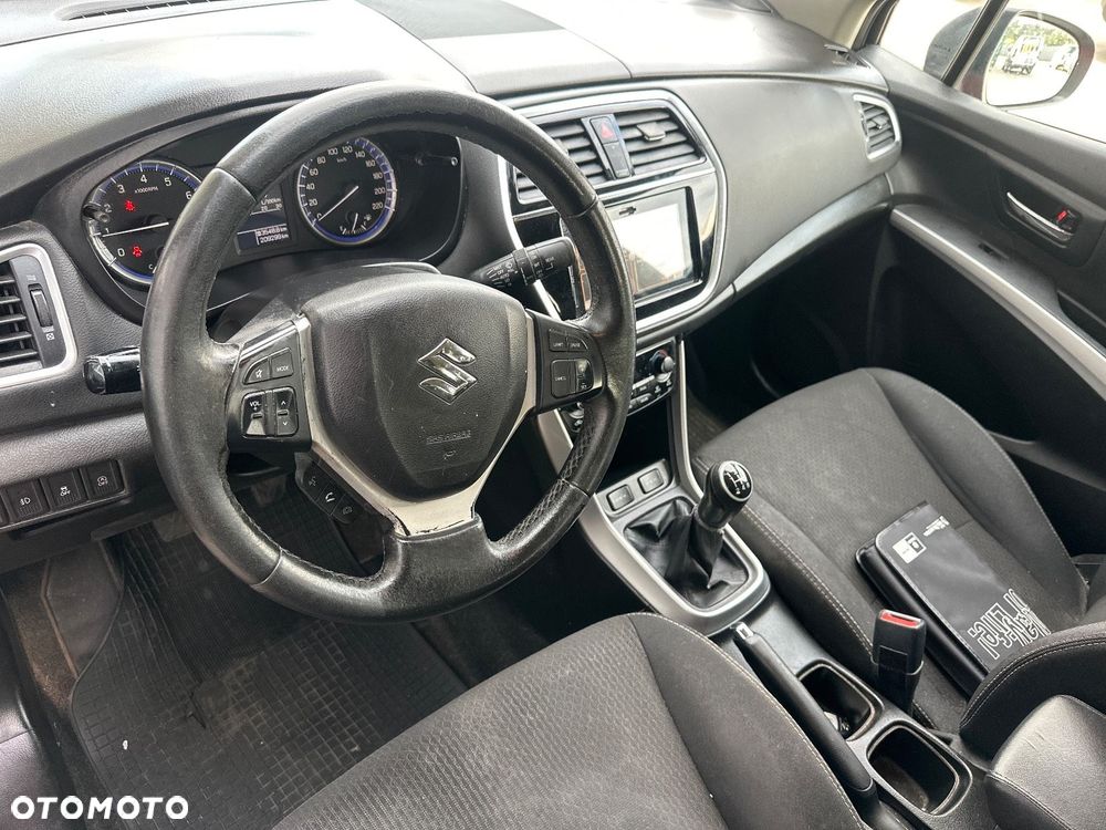 Suzuki SX4 S-Cross 1.0 T Comfort - 12