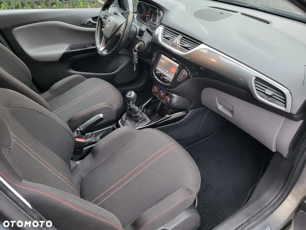 Opel Corsa 1.4 T Cosmo S&S - 27