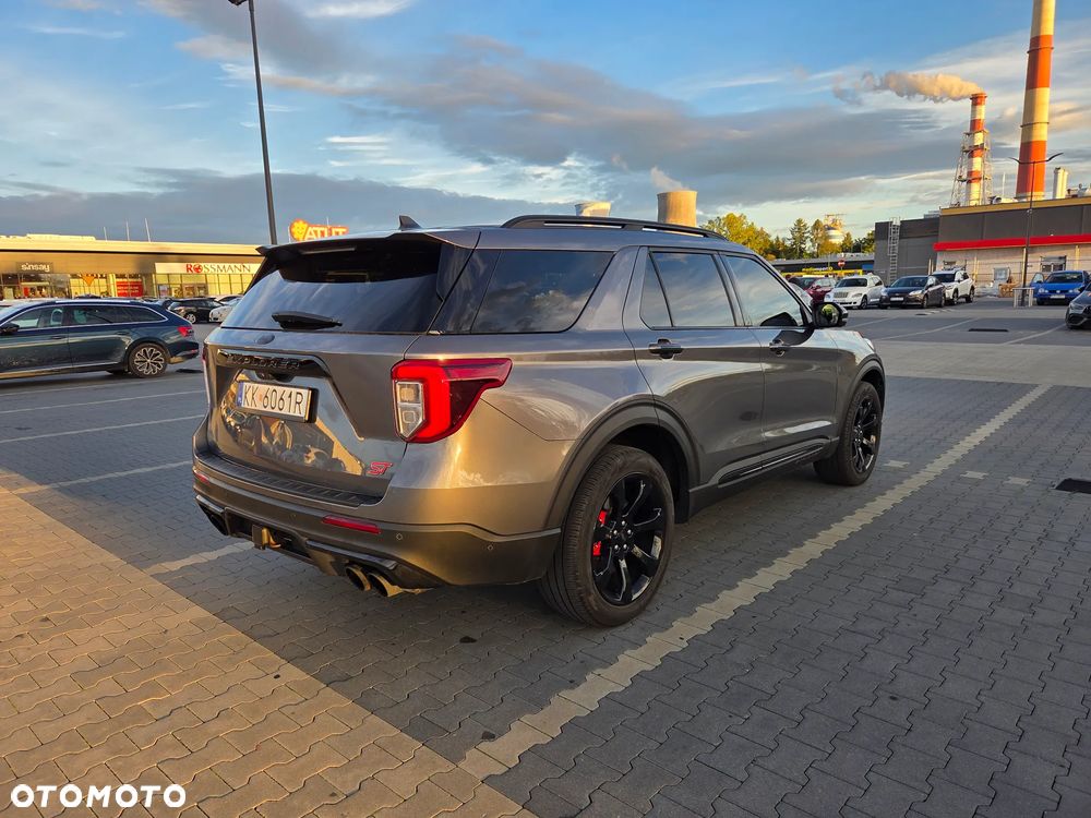 Ford Explorer - 5