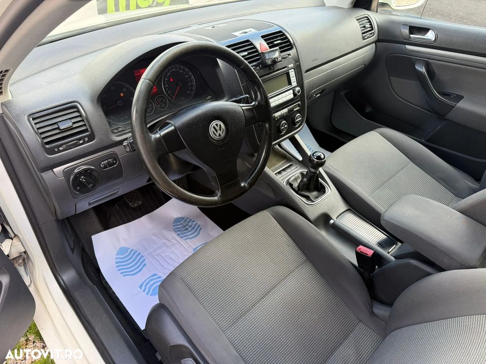 Volkswagen Golf 1.9 TDI BlueMotion Comfortline - 6