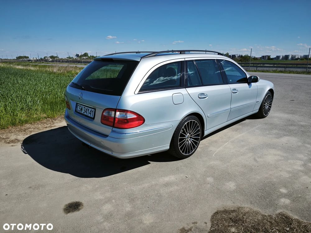 Mercedes-Benz Klasa E 320 T 4-Matic Elegance - 5