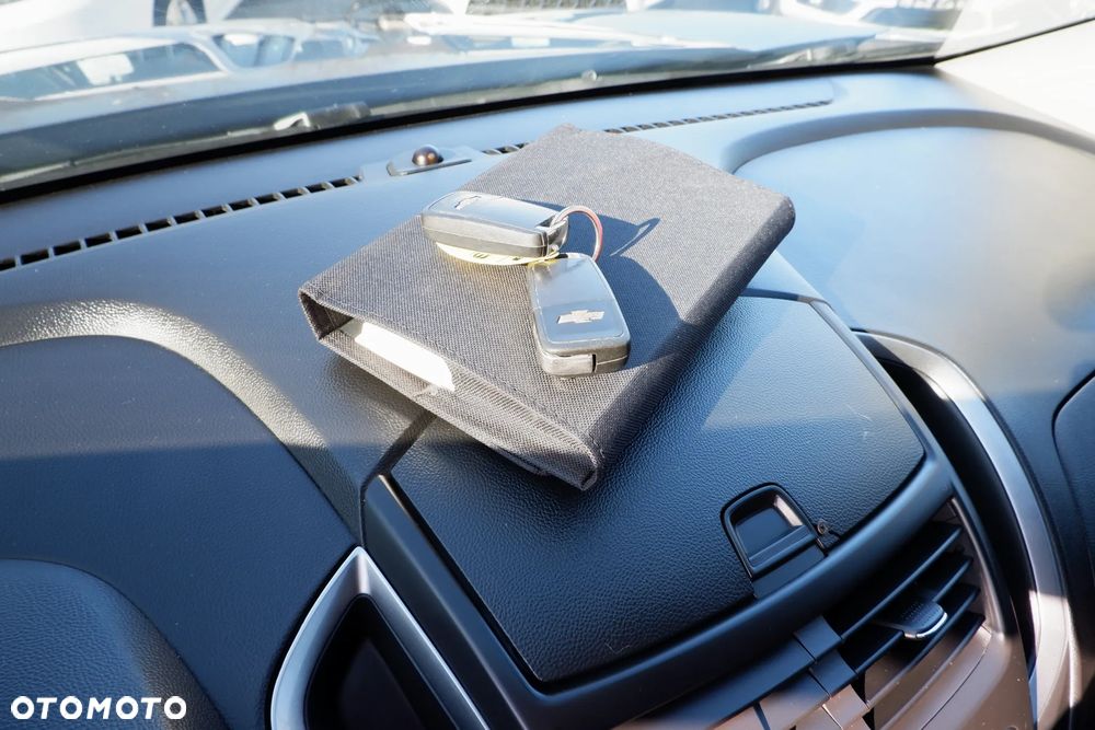 Chevrolet Trax 1.6 LS - 18