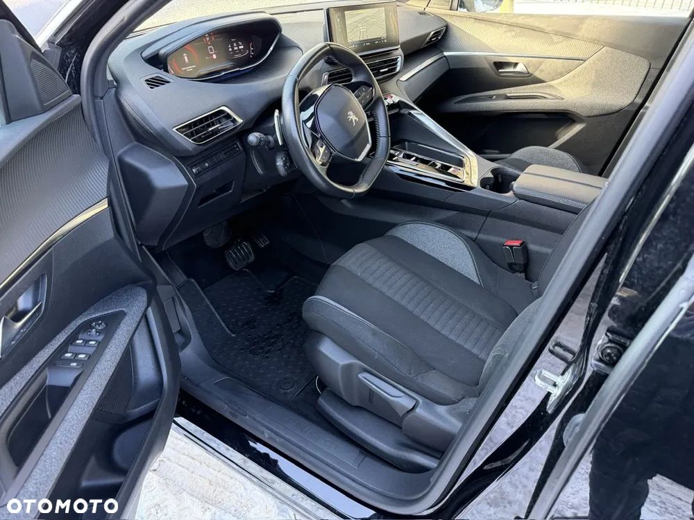 Peugeot 3008 - 5