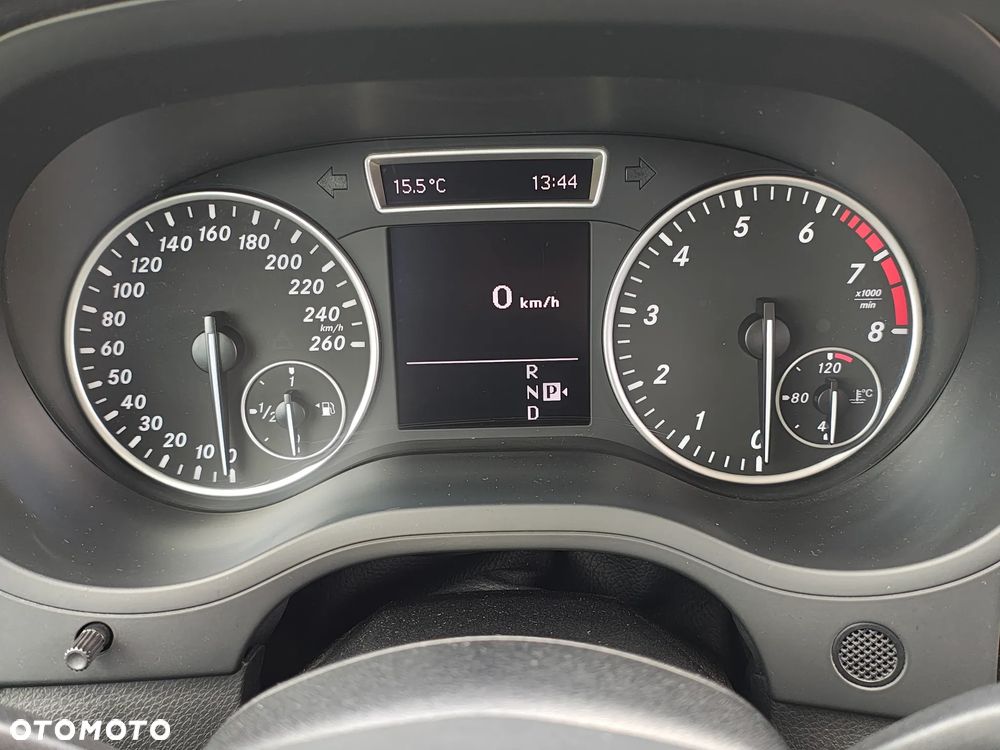 Mercedes-Benz Klasa B 180 (BlueEFFICIENCY) 7G-DCT - 20