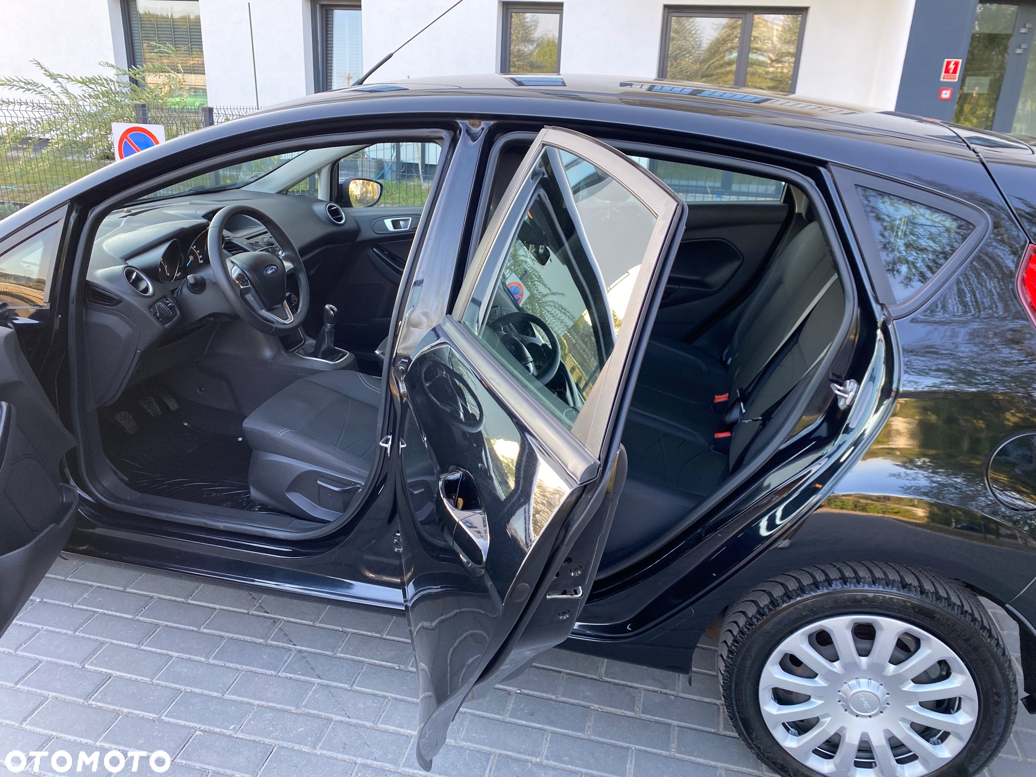 Ford Fiesta 1.25 Trend - 30