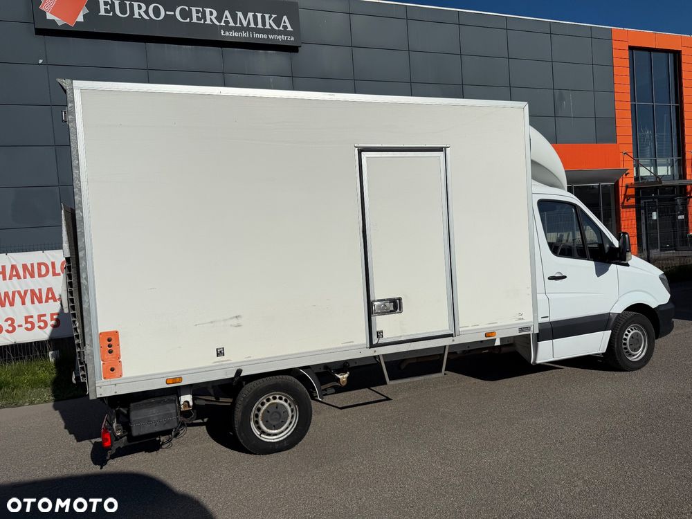 Mercedes-Benz Sprinter 316 Kontener/Winda 8 EP - 10