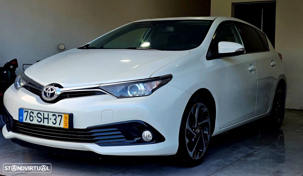 Toyota Auris 1.4 D-4D Comfort+Pack Sport - 3