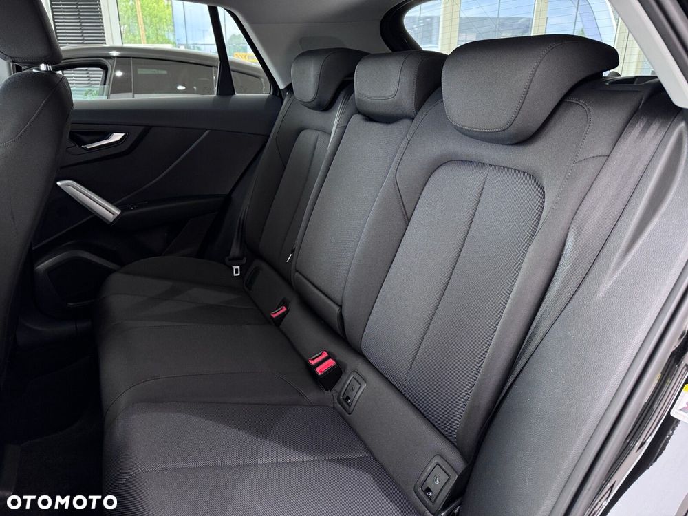 Audi Q2 30 TFSI - 13
