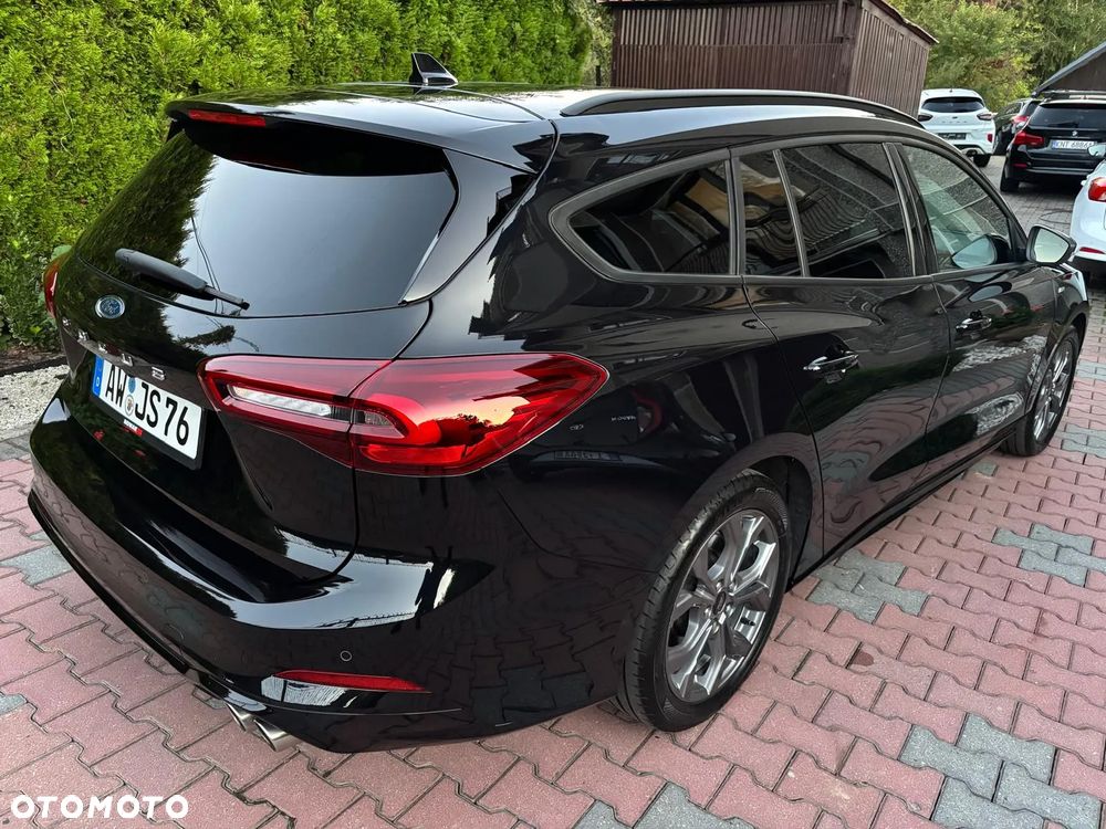 Ford Focus 1.5 EcoBlue Start-Stopp-System ST-LINE - 17
