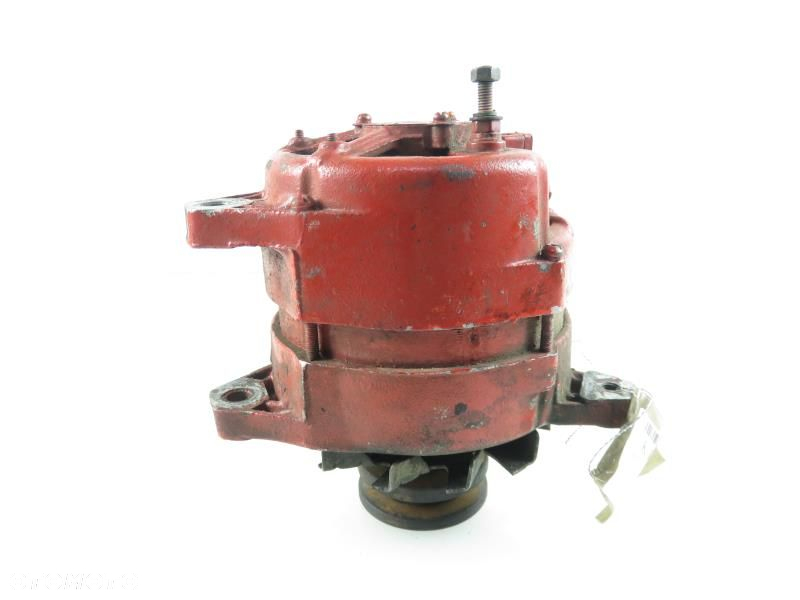 Alternator gaz 24-10 wolga 2.4 - 2
