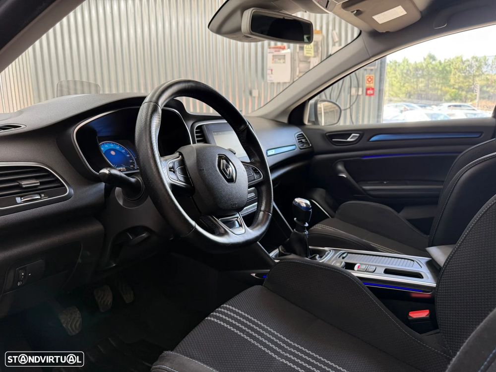 Renault Mégane Sport Tourer 1.5 dCi GT Line - 22