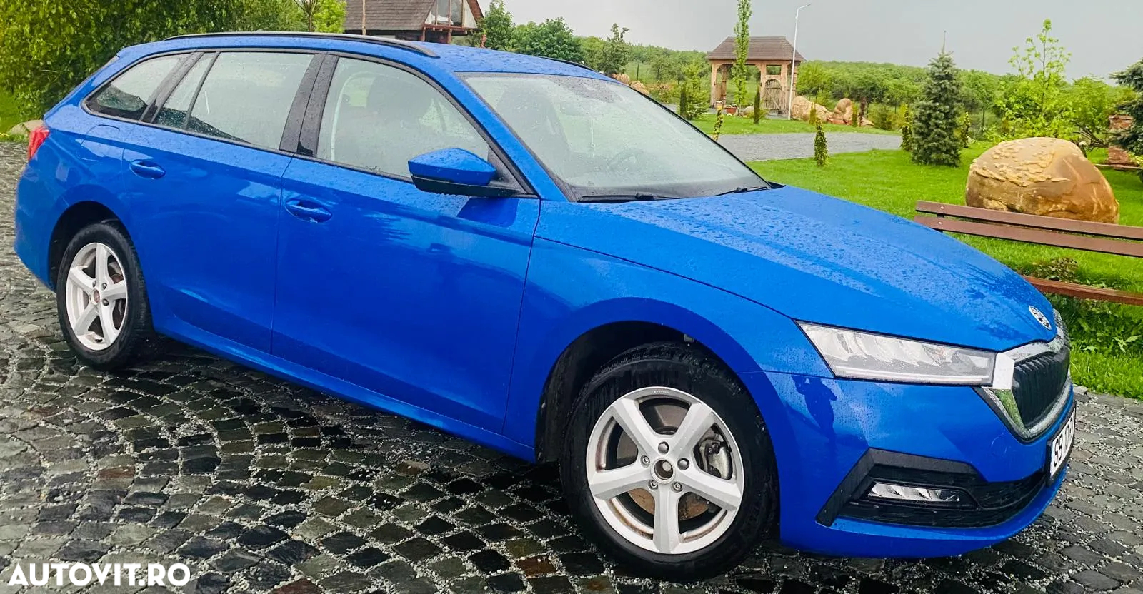 Skoda Octavia 1.5 TSI DSG MHEV Ambition - 2