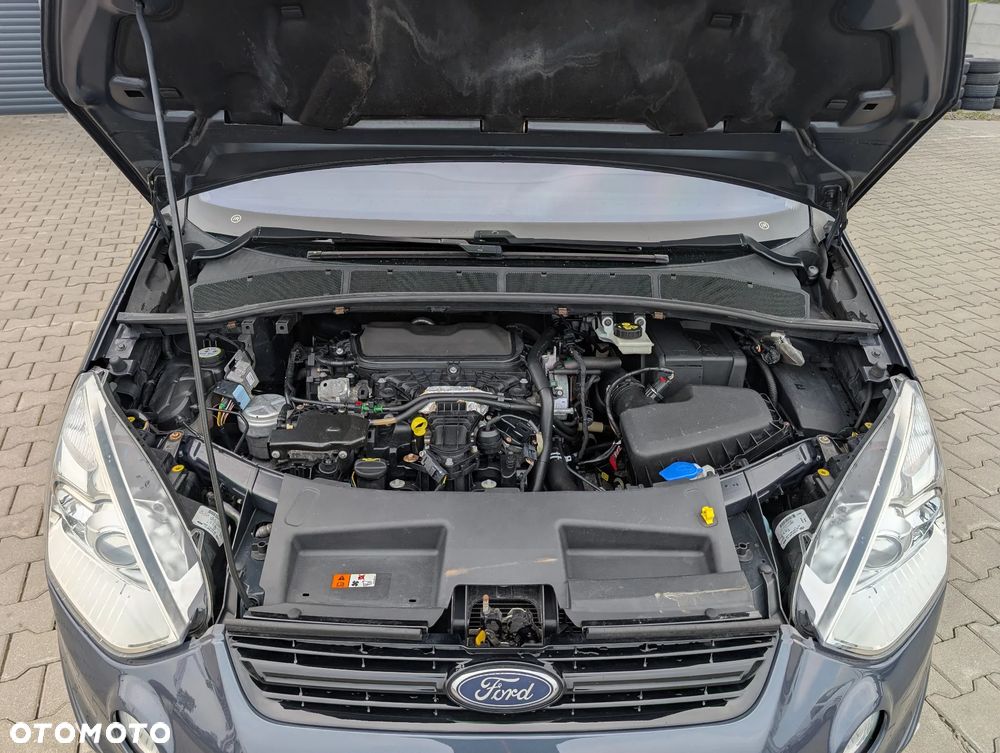 Ford S-Max 2.0 TDCi DPF Titanium X - 19