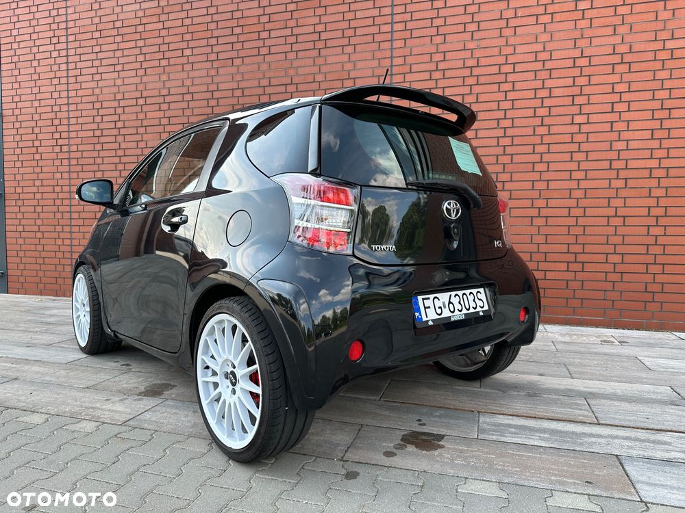 Toyota iQ 1.33 Plus - 15