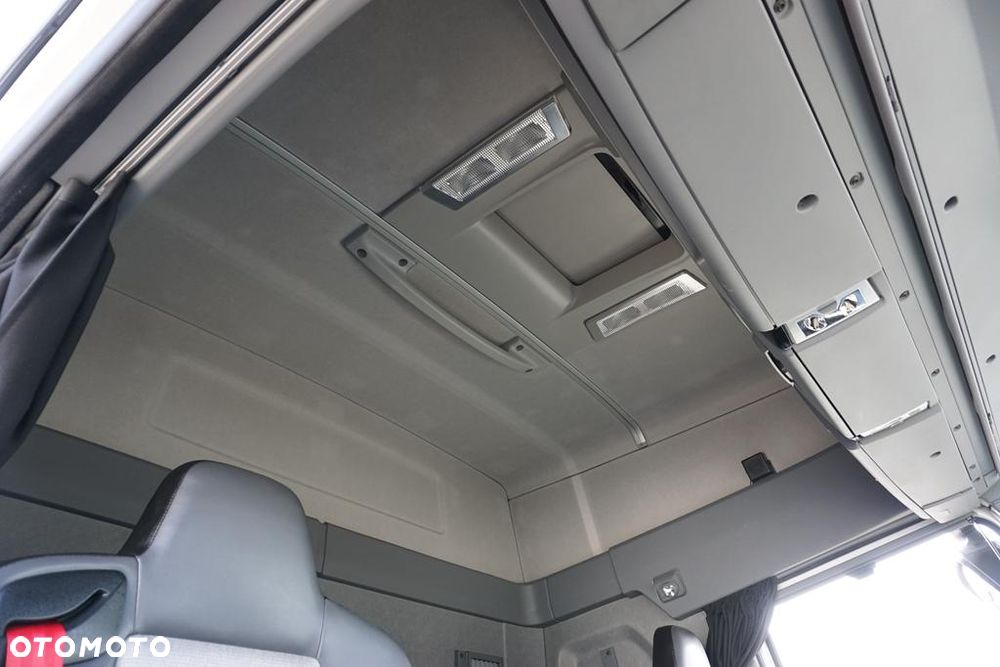 Renault T 460 / ACC / EURO 6 / SLEEPER CAB / RETARDER - 17