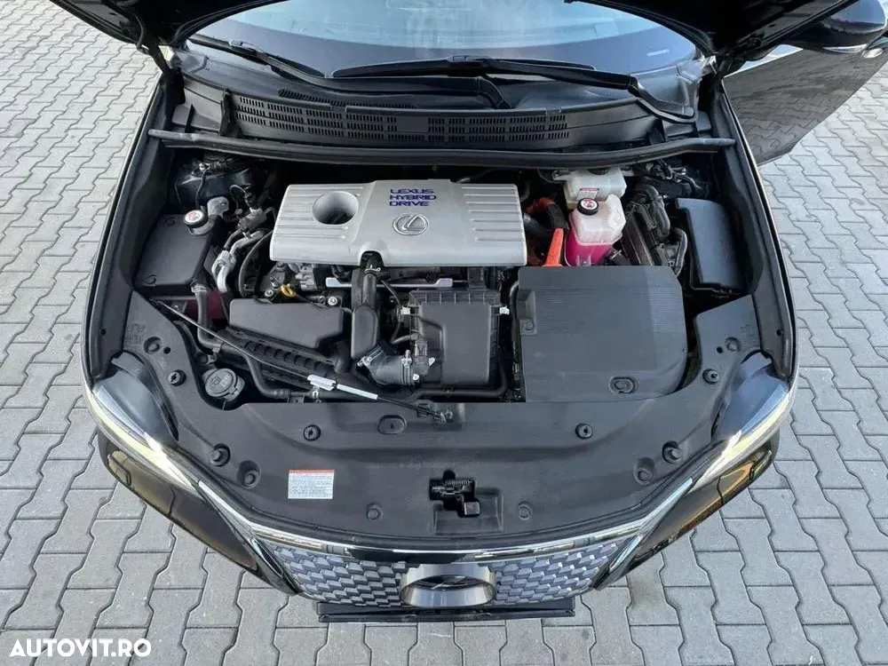 Lexus CT 200h Dynamic Line - 32