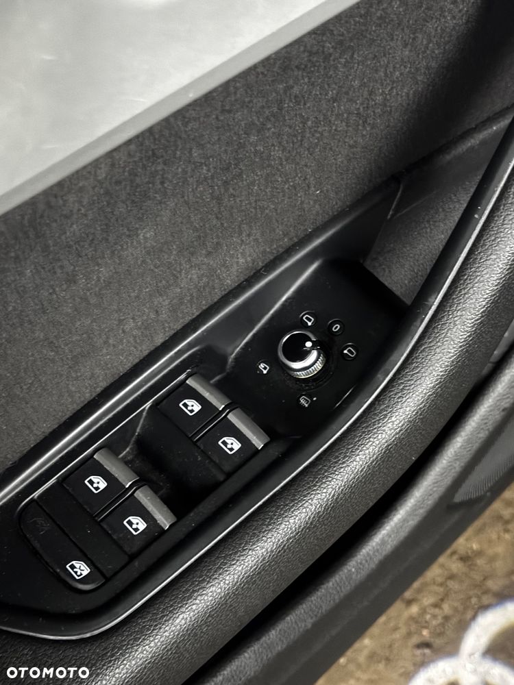 Audi A4 Avant 3.0 TDI quattro tiptronic - 30