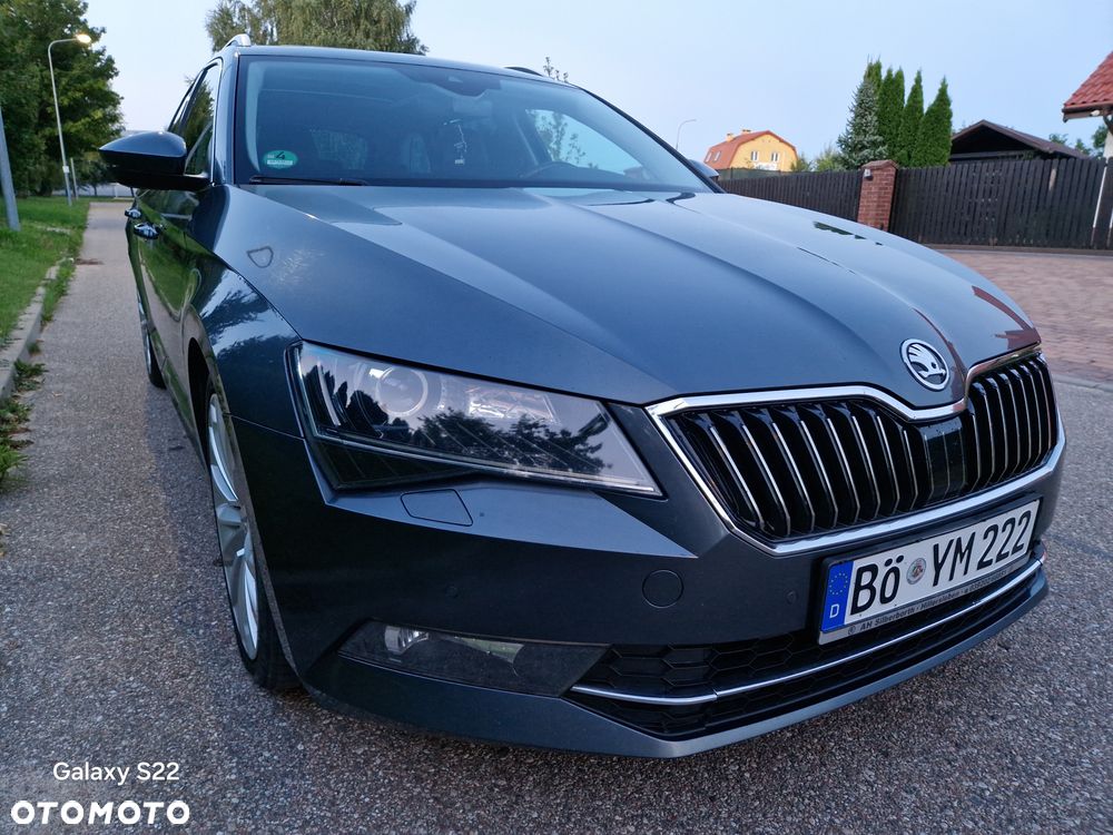 Skoda Superb 2.0 TDI 4x4 DSG Premium Edition - 25