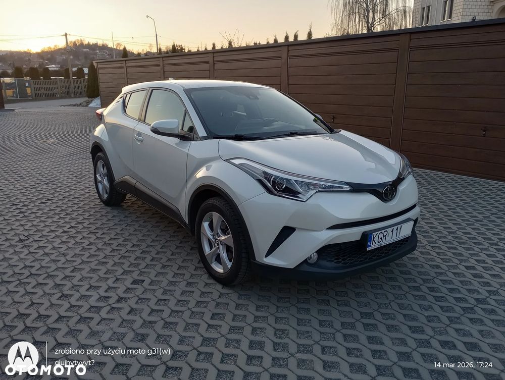Toyota C-HR 1.2 T Premium - 1