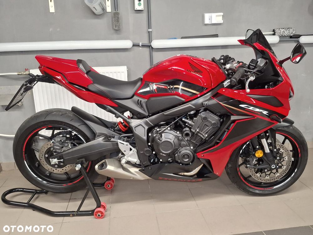 Honda CBR - 12